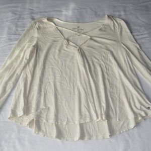 AE criss cross v-neck